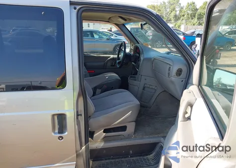 2003 Chevrolet Astro из США, поврежденный, VIN 1GNDM19X33B110956